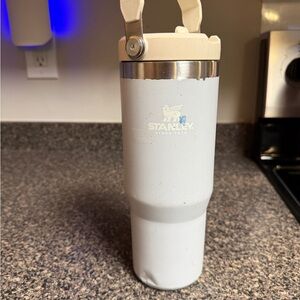 Stanley IceFlow Flip Straw Tumbler with handle in light blue gray frost 30oz